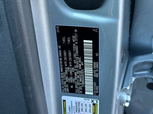 Used 2025 Lexus RX 350h image 35