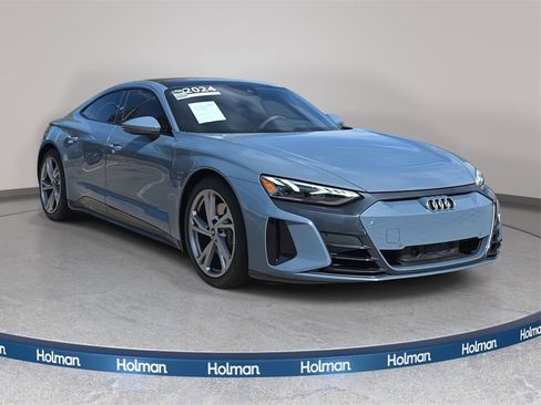 Certified 2024 Audi e-tron GT Premium Plus image 3