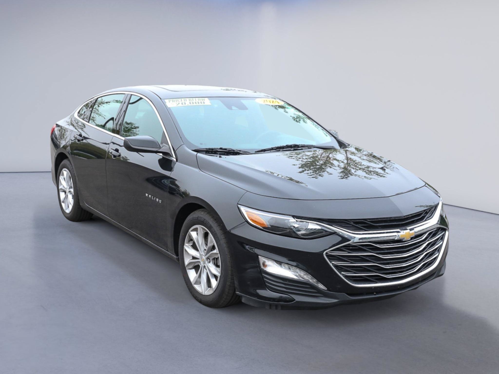 Used 2024 Chevrolet Malibu LT FWD image 1