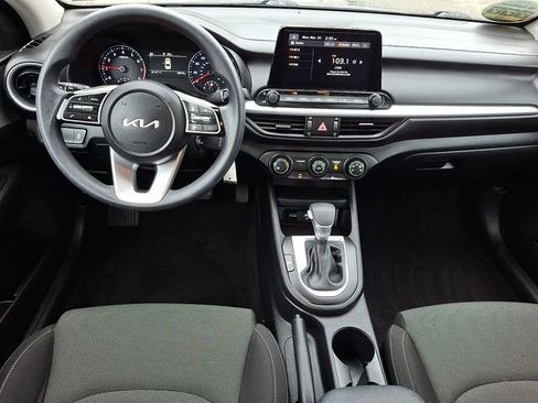 Used 2023 Kia Forte LXS image 11