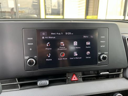 Used 2025 Kia Sportage LX FWD image 20