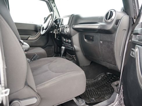 Used 2014 Jeep Wrangler Unlimited Sport w/ Quick Order Package 24S image 28