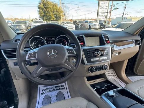 Used 2013 Mercedes-Benz ML 350 ML 350 4MATIC Sport Utility 4D image 27