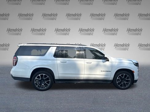 Used 2022 Chevrolet Suburban RST w/ Sport Performance Package image 19