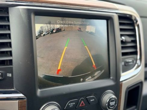 Used 2015 RAM 1500 Laramie w/ Convenience Group image 15