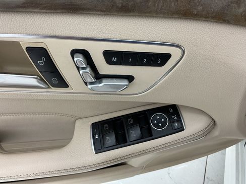 Used 2015 Mercedes-Benz E 350 4MATIC Sedan w/ Premium 1 Package image 37