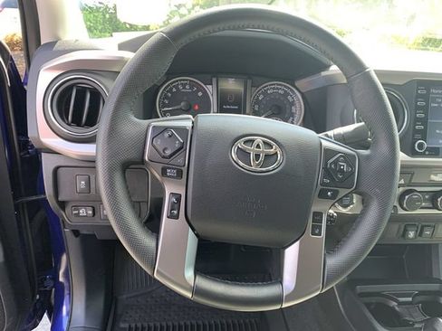 Certified 2023 Toyota Tacoma SR5 w/ Technology Package AWD/4WD image 19