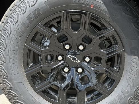 New 2026 Chevrolet Colorado Trail Boss AWD/4WD image 12