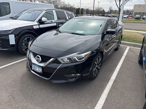 Used 2016 Nissan Maxima Platinum image 3