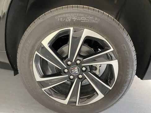 New 2026 Buick Enclave Sport Touring w/ Super Cruise Package image 7