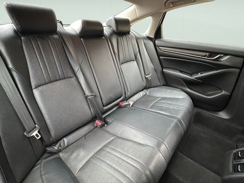 Used 2018 Honda Accord EX-L image 26