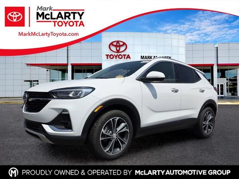 Used 2020 Buick Encore GX Essence FWD image 1