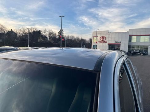 Used 2015 Toyota Tacoma 4x4 Access Cab V6 image 43