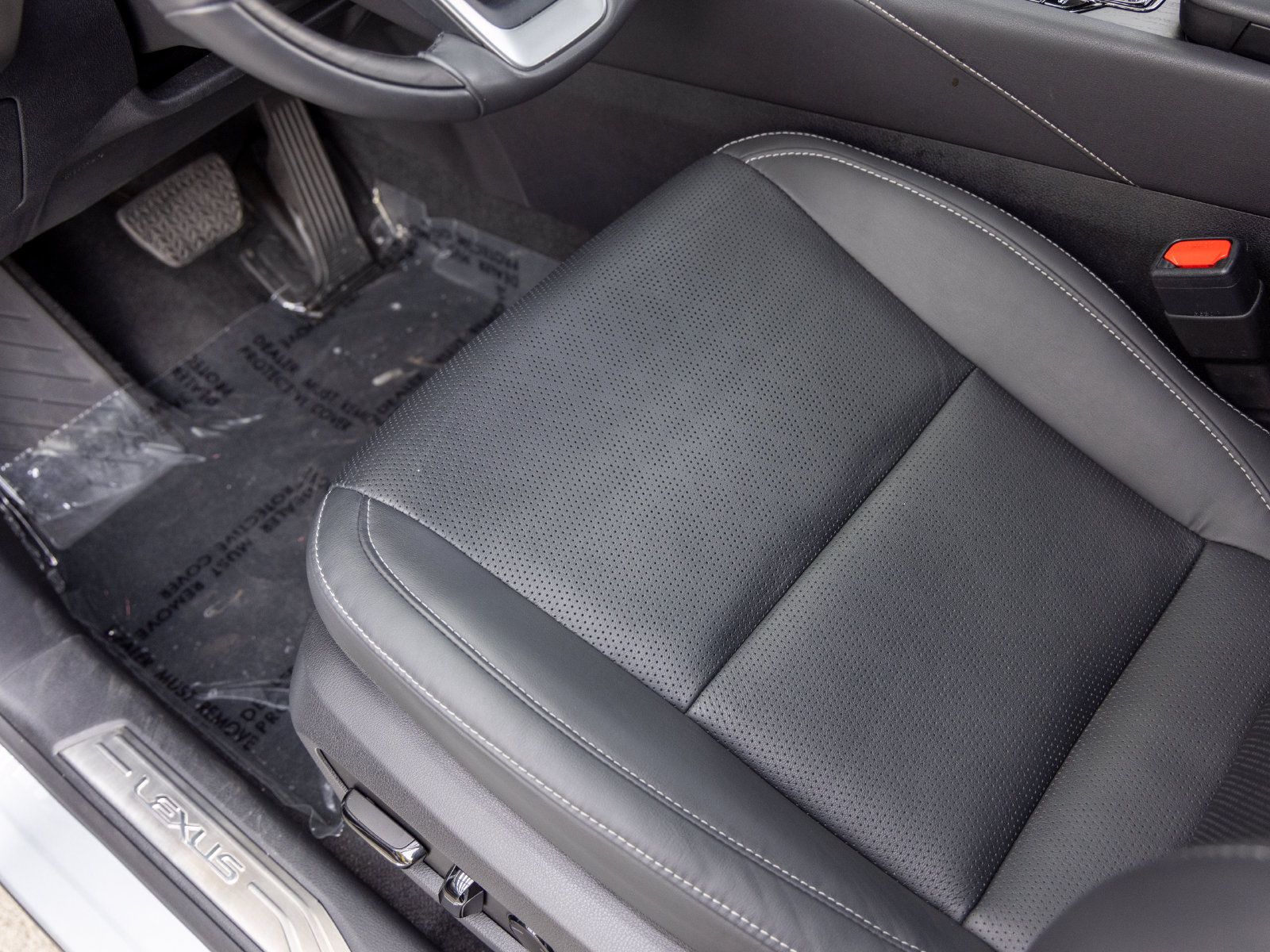 Used 2024 Lexus RX 350 w/ Convenience Package AWD/4WD image 32