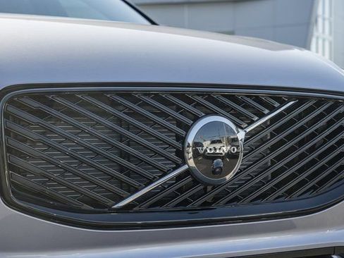 Used 2026 Volvo XC60 T8 Plus AWD/4WD image 12