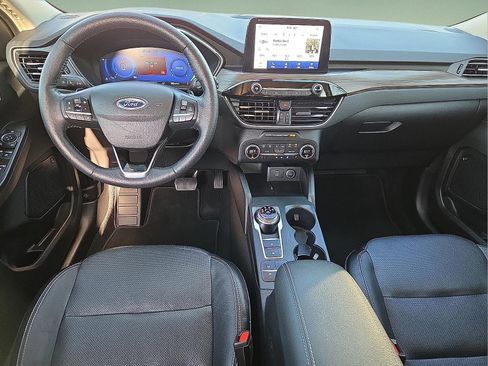 Certified 2020 Ford Escape Titanium image 11