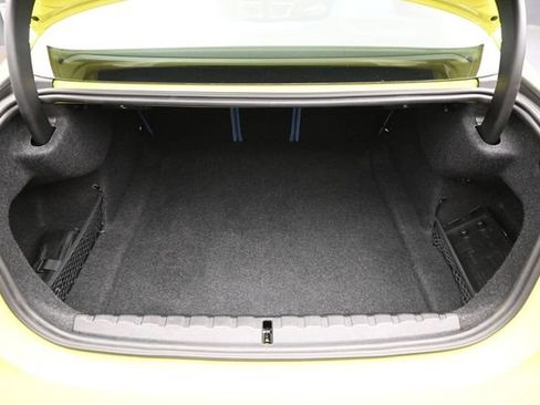 Used 2021 BMW M4 Competition w/ Executive Package RWD image 16