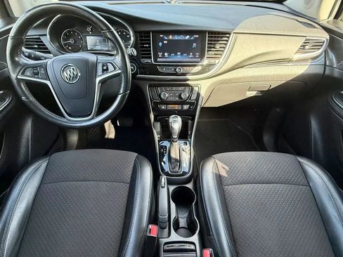 Used 2019 Buick Encore Preferred AWD/4WD image 17