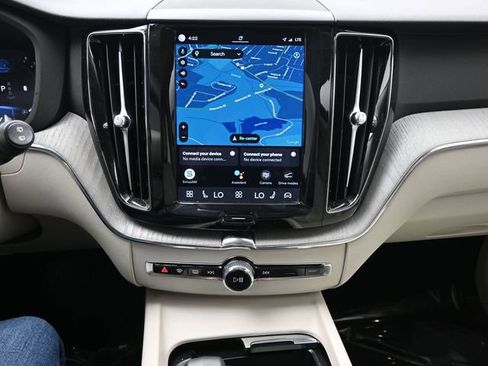 Used 2024 Volvo XC60 B5 Plus w/ Protection Package Premier image 12