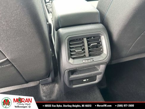 Certified 2024 Volkswagen Taos SE AWD/4WD image 14