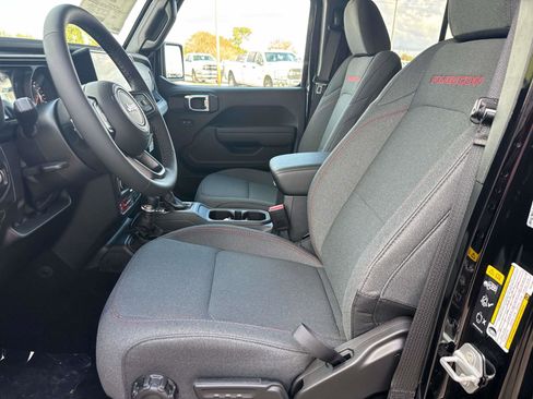 New 2026 Jeep Wrangler Unlimited Rubicon image 8