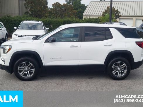 Used 2025 GMC Terrain Elevation AWD/4WD image 10