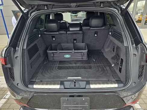 Certified 2023 Land Rover Range Rover Sport First Edition image 17