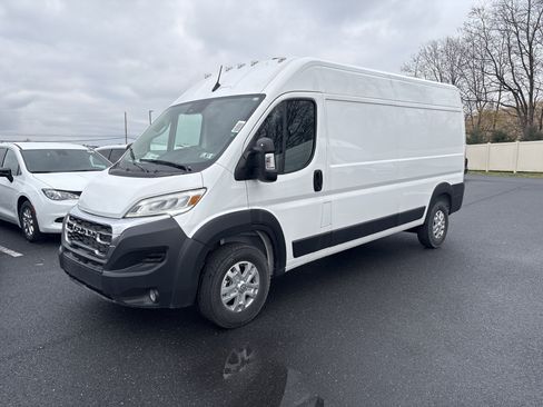 Used 2025 RAM ProMaster 2500 w/ Quick Order Package 22G SLT image 16
