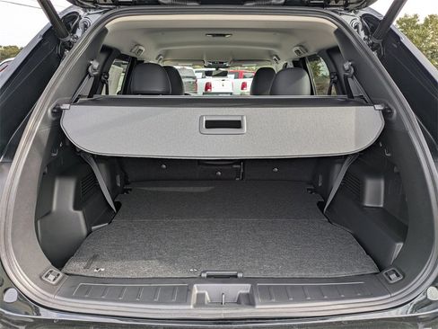 New 2026 Mitsubishi Outlander SE image 12