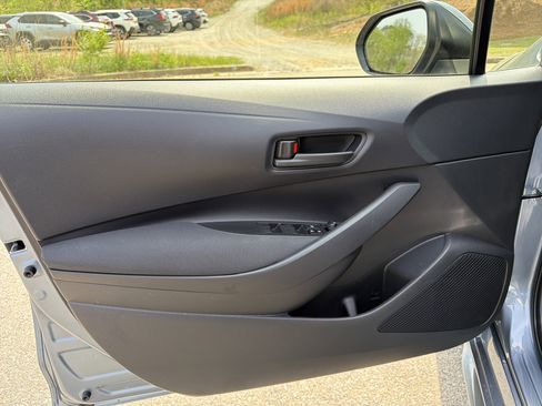 Used 2026 Toyota Corolla LE image 10