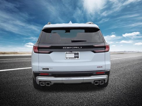 New 2026 GMC Acadia Denali w/ Super Cruise Package FWD image 19