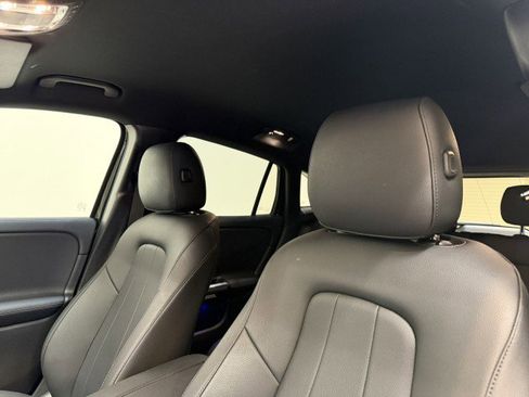 Certified 2025 Mercedes-Benz GLA 250 image 16