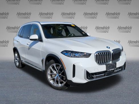 Certified 2024 BMW X5 xDrive50e image 2