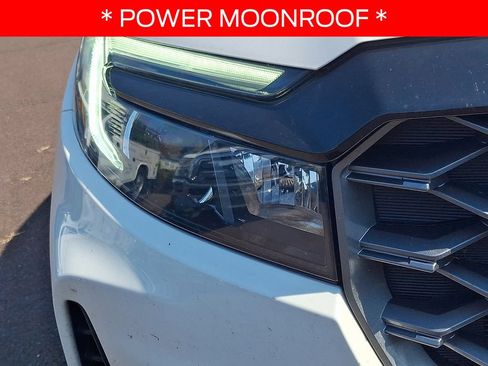 Used 2025 Honda Passport TrailSport image 8