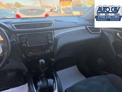 Used 2016 Nissan Rogue SV w/ SV Premium Package AWD/4WD image 14