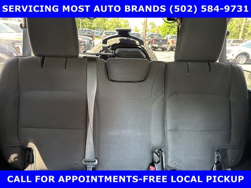 Used 2018 Jeep Wrangler Unlimited Sport S AWD/4WD image 31