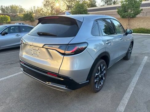 Used 2026 Honda HR-V EX-L image 4