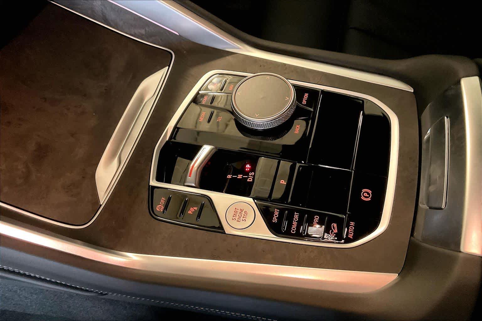 New 2027 BMW X6 xDrive40i AWD/4WD image 7