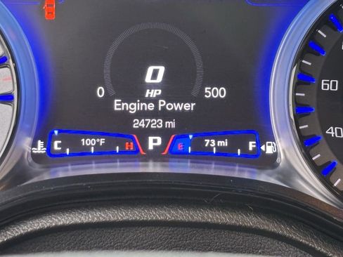 Used 2023 Chrysler 300 C image 14