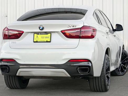 Used 2017 BMW X6 xDrive35i image 4