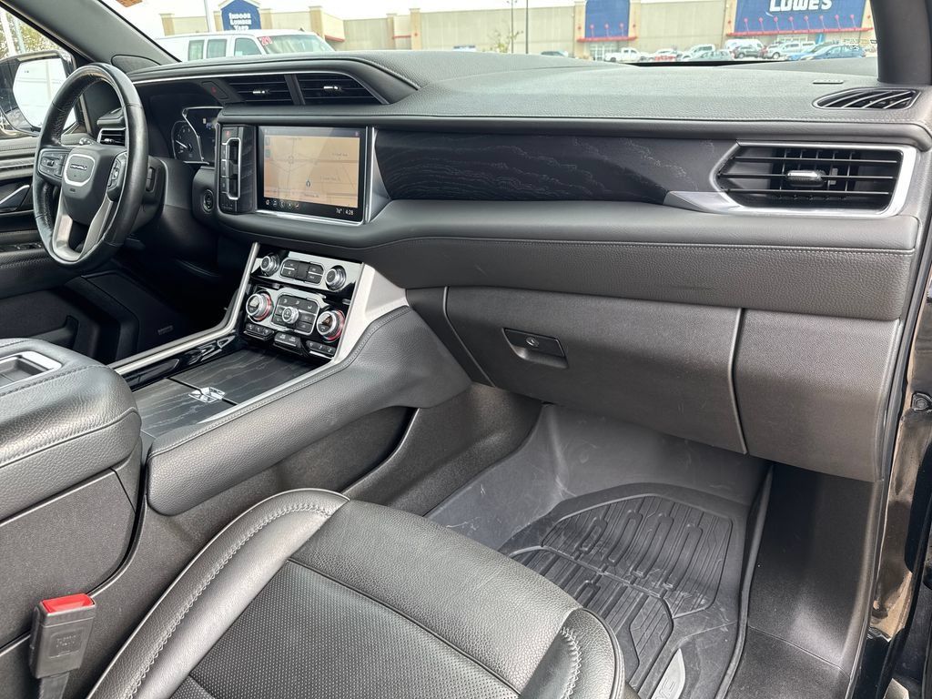 Certified 2021 GMC Yukon Denali w/ Denali Ultimate Package AWD/4WD image 44