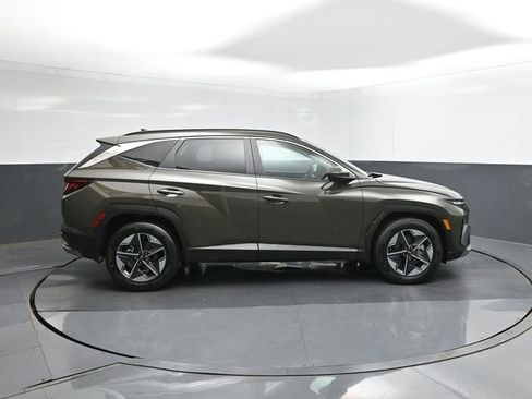 Used 2025 Hyundai Tucson SEL FWD image 11