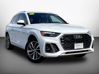 Used 2023 Audi Q5 2.0T Premium w/ Convenience Package AWD/4WD video 1