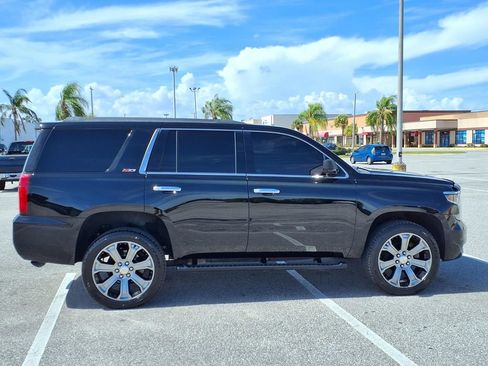 Used 2020 Chevrolet Tahoe LT w/ Off-Road Package AWD/4WD image 8
