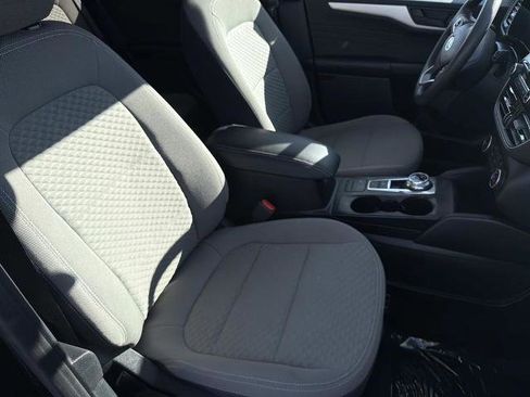 Certified 2022 Ford Escape SE image 24