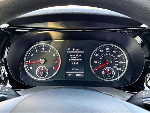 Used 2022 Kia K5 LXS image 10