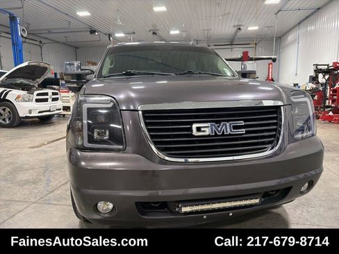 Used 2010 GMC Yukon XL SLT image 29