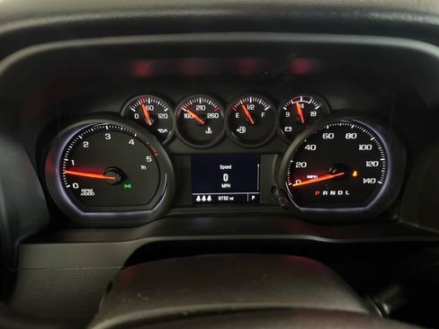 Used 2024 Chevrolet Silverado 2500 Custom w/ Custom Value Package image 24