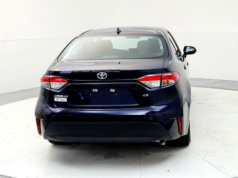 Used 2023 Toyota Corolla LE image 5