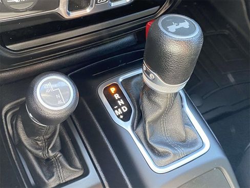 Used 2020 Jeep Wrangler Unlimited Sport S image 27